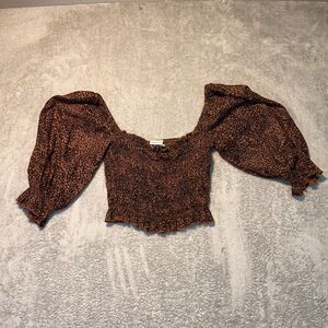 Urban Outfitters Animal Print Crop Top Puff Sleeve Stretchy Size Small
